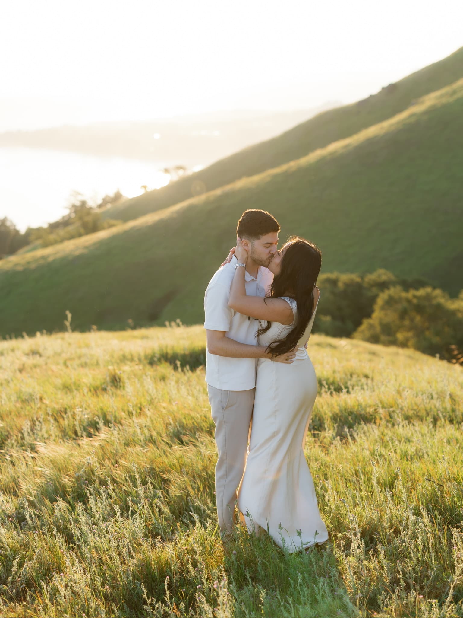 Hillside kiss